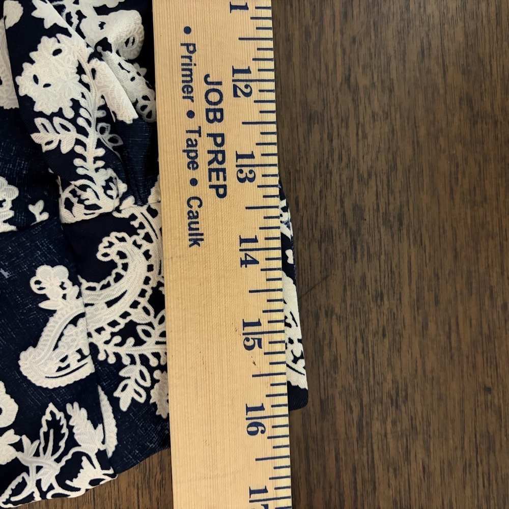 Robert Louis Woman's Skirt Size L Navy Blue Flowy Career Office Classy Versatile - Picture 13 of 14